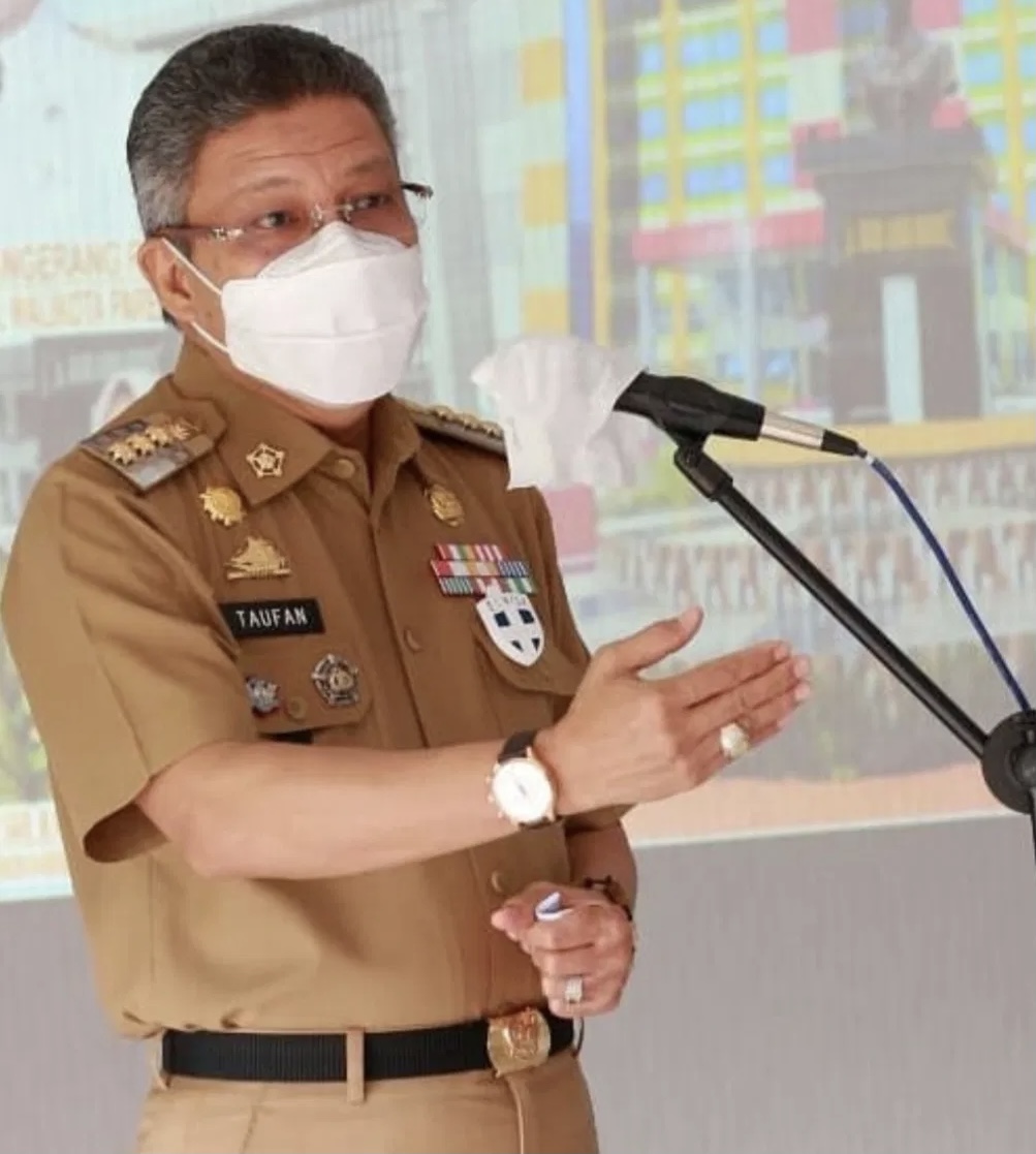 Tekan Inflasi, Taufan Pawe Dorong Pelaku UMKM Tingkatkan Daya Jual Beli