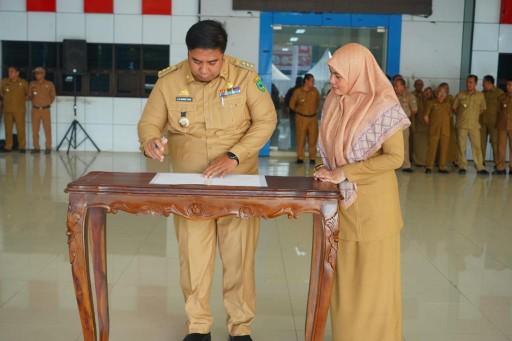 Chaidir Syam Ajak Warga Perangi Sampah Plastik