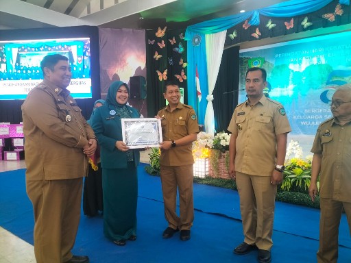 Hadiri Peringatan HKG PKK, Chaidir Syam Puji TP PKK Maros