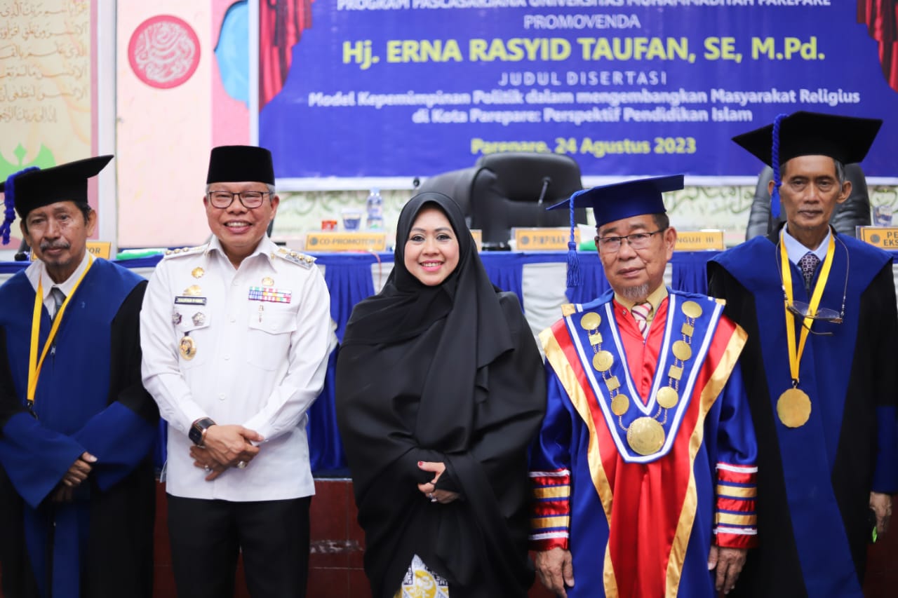 Erna Rasyid Taufan Resmi Bergelar Doktor dengan IPK 4,00