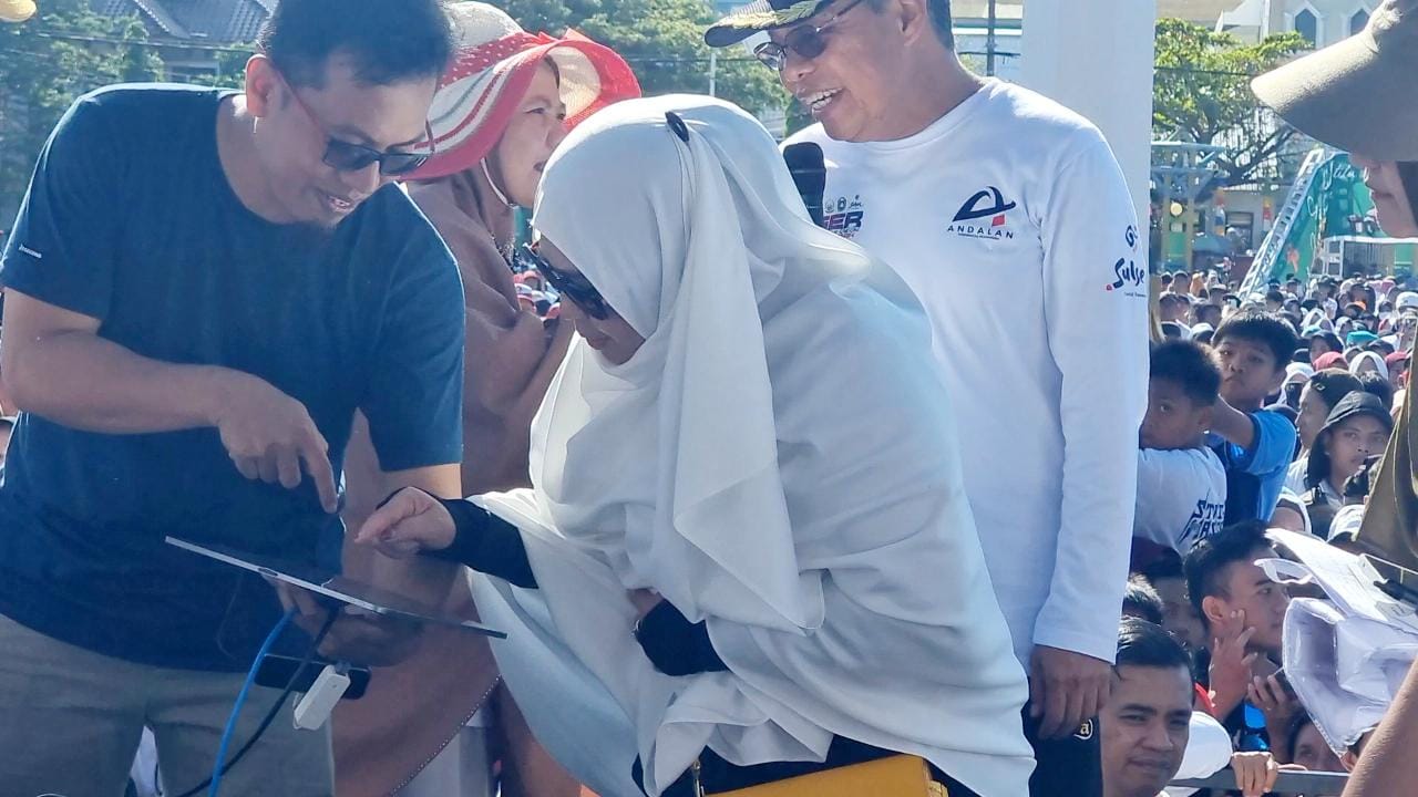 Ketua Tim Penggerak PKK Parepare Undi Hadiah Umrah Gratis