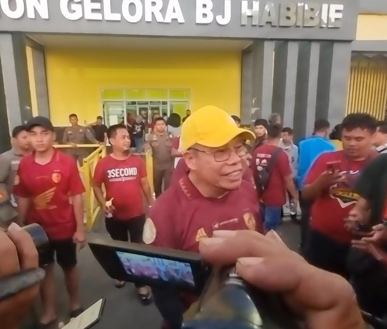 Wali Kota Taufan Pawe Bangga PSM Makassar Mampu Kalahkan Barito Putera Skor 2-0