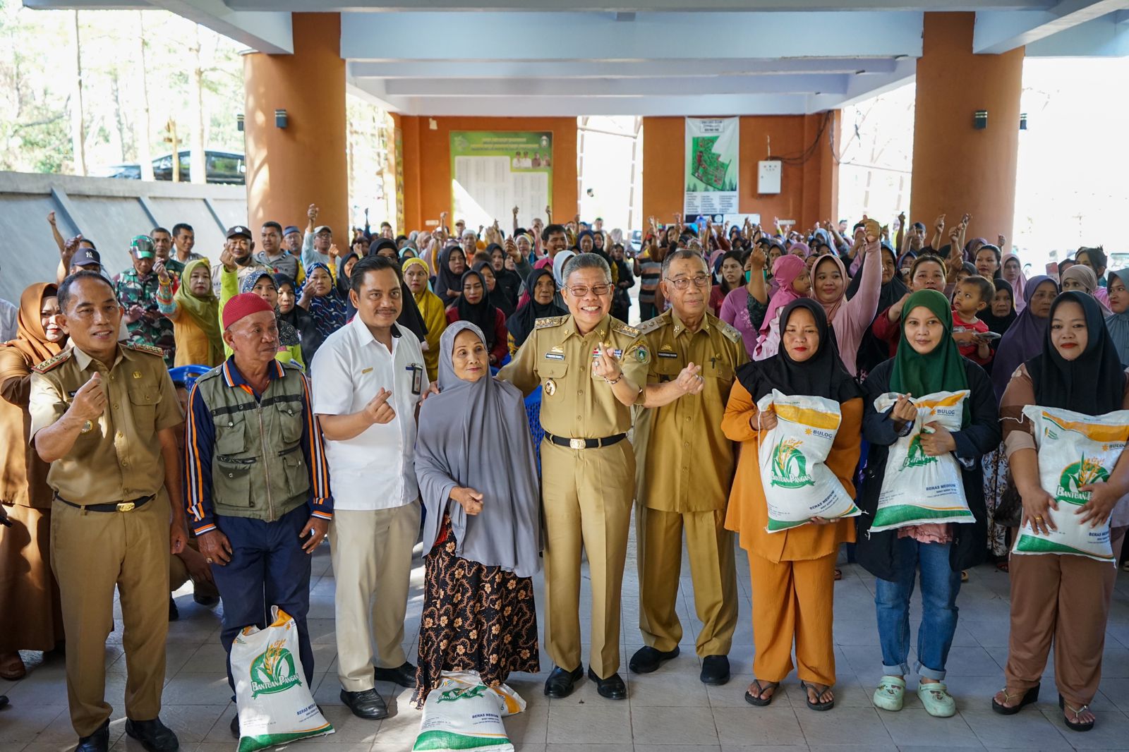 Pemkot Parepare Salurkan Bantuan Pangan Nasional