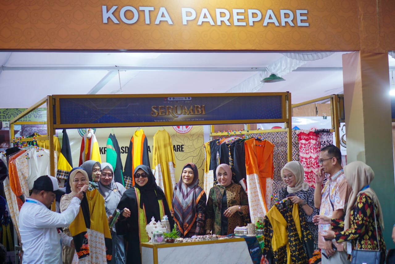 Pemkot Parepare Tampilkan Produk Unggulan di Festival Sarasehan Istri Walikota se-Indonesia