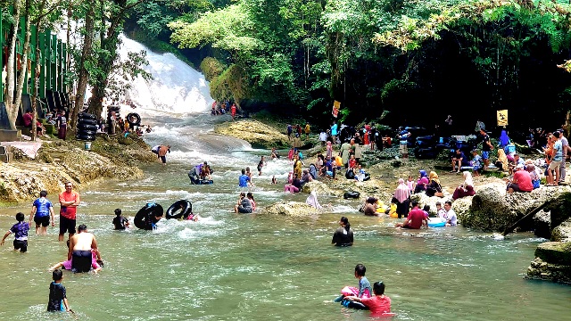 Libur Natal, Bantimurung Maros Raup Rp 171 Juta PAD