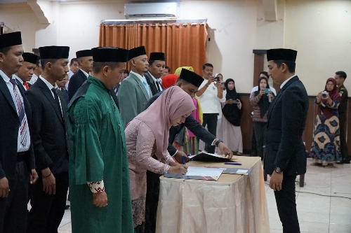 Anggota PPK Parepare Resmi Dilantik