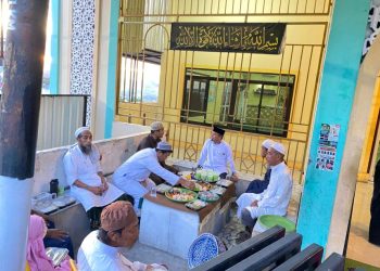 Hangat dan Akrab, Wali Kota Parepare Disambut Antusias Saat Buka Puasa Bersama di Masjid Al-Markaz