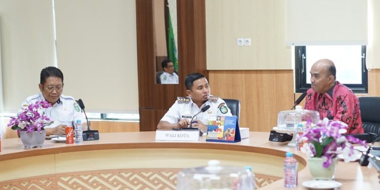 Pertemuan Pemkot Parepare dan LAN Makassar bahas peningkatan kualitas ASN