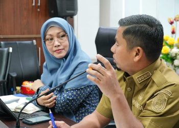 Wali Kota Tasming Hamid memimpin rapat UHC bersama BPJS Kesehatan Parepare tahun 2025