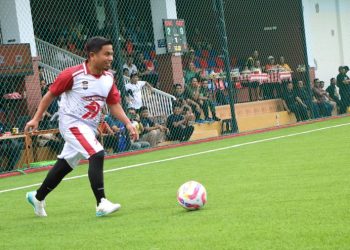 Tasming Hamid cetak gol di laga pembuka turnamen mini soccer Hari Bhayangkara ke-79 Parepare