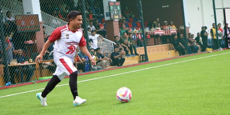 Tasming Hamid cetak gol di laga pembuka turnamen mini soccer Hari Bhayangkara ke-79 Parepare