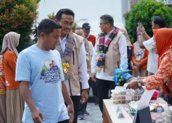 Wali Kota Parepare dan Kepala BKKBN Sulsel saat sambut Kirab Bangga Kencana