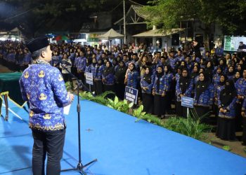 Tasming Hamid serahkan SK P3K 2024 di Anjungan Cempae Parepare