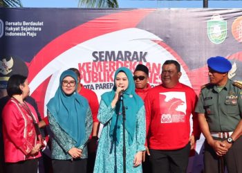 Anak-anak TK Parepare ikuti pawai karnaval HUT RI ke-80