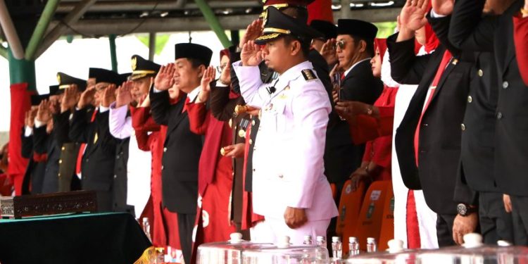 Upacara HUT ke-80 RI di Parepare bersama Wali Kota Tasming Hamid