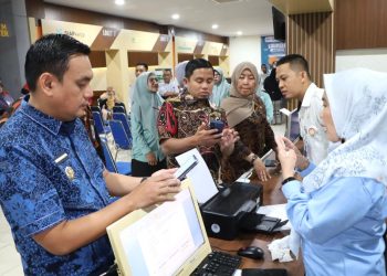 Launching Klinik Investasi PROAKTIF Parepare bersama Wali Kota Tasming Hamid