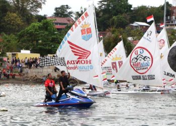 interaksi - Lomba Perahu Tradisional Sandeq di PantaiKu Parepare