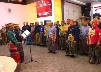 interaksi - Wali Kota Parepare Tasming Hamid hadiri pengukuhan pengurus KKMB Parepare