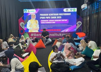 Pembinaan remaja oleh DPPKB Parepare bersama UNM menuju Indonesia Emas 2045