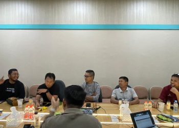 Manager PLN UP3 Parepare Agung Pratomo menerima kunjungan silaturahmi PWI Kota Parepare