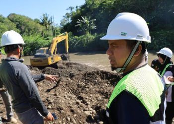 wali kota parepare tinjau pengerukan sungai