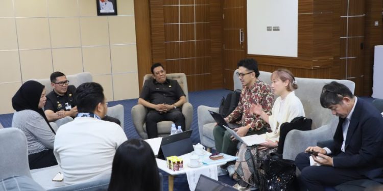 Pemkot Parepare menerima kunjungan PT KEAH dan delegasi Jepang terkait pengolahan sampah menjadi energi terbarukan