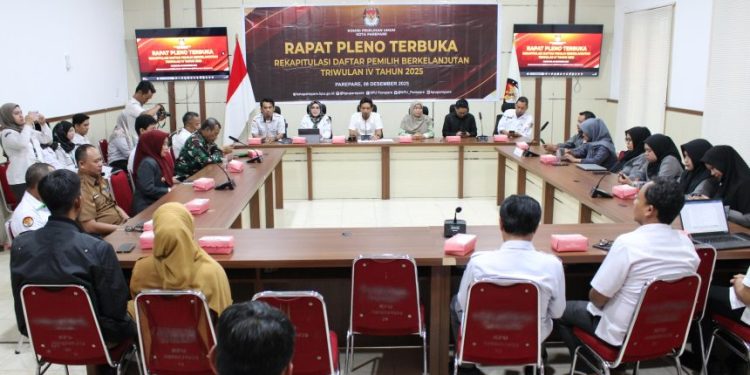 rapat pleno kpu parepare rekap daftar pemilih 2025
