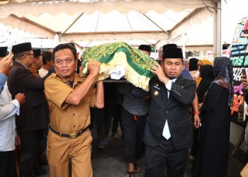 wali kota parepare tasming hamid sampaikan duka h syamsul latanro