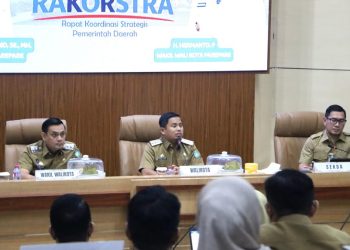 Wali Kota Parepare Tasming Hamid memimpin Rakor Awal Tahun Pemkot Parepare 2026