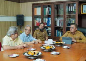 Wakil Bupati Barru Abustan A. Bintang menerima audiensi PT Sulotco Jaya Abadi Kapal Api Group