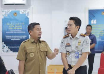 Tasming Hamid menghadiri Hari Bhakti Imigrasi ke-76 di Parepare