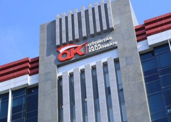 Gedung OJK dan aktivitas layanan perbankan di Indonesia