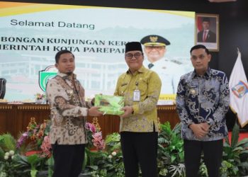 Wali Kota Parepare Tasming Hamid kunjungan kerja ke Balikpapan