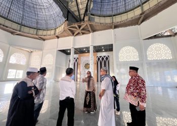 Bupati Barru meninjau pembangunan Masjid Raya Lasinri Coppo
