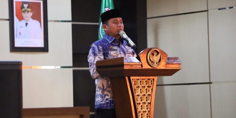 Wali Kota Parepare Tasming Hamid membuka orientasi mubaligh dan pengurus masjid