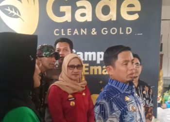 Wali Kota Parepare Tasming Hamid mengunjungi Bank Sampah Labukkang