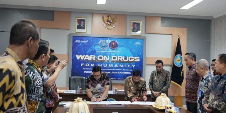 Penandatanganan hibah lahan dan gedung untuk pembentukan BNN Kota Parepare
