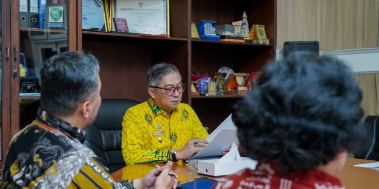 Wakil Bupati Barru menerima audiensi KUI Universitas Hasanuddin terkait program homestay mahasiswa internasional