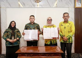 Penandatanganan MoU Pemkab Barru dan Pengadilan Negeri Barru di Mall Pelayanan Publik Barru