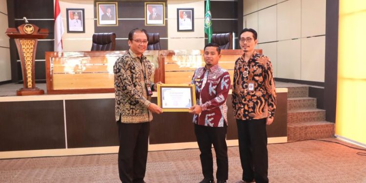 Wali Kota Parepare membuka Rakor Perlindungan Bahasa Daerah di Auditorium BJ Habibie