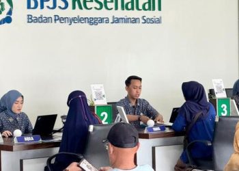 Peserta mengurus status kepesertaan BPJS Kesehatan di fasilitas pelayanan kesehatan