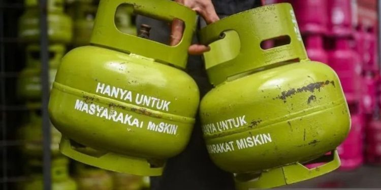 Distribusi LPG 3 kg Pertamina untuk memenuhi kebutuhan masyarakat