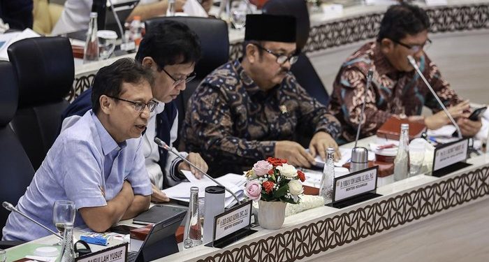 Menteri Kesehatan Budi Gunadi Sadikin memberi keterangan soal PBI BPJS nonaktif