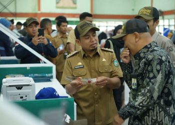 Tasming Hamid membuka Semarak Ramadan BI 2026 di Islamic Center Parepare