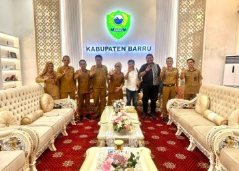 Bupati Barru Andi Ina Kartika Sari menerima audiensi manajemen Indomaret di Rumah Jabatan Bupati