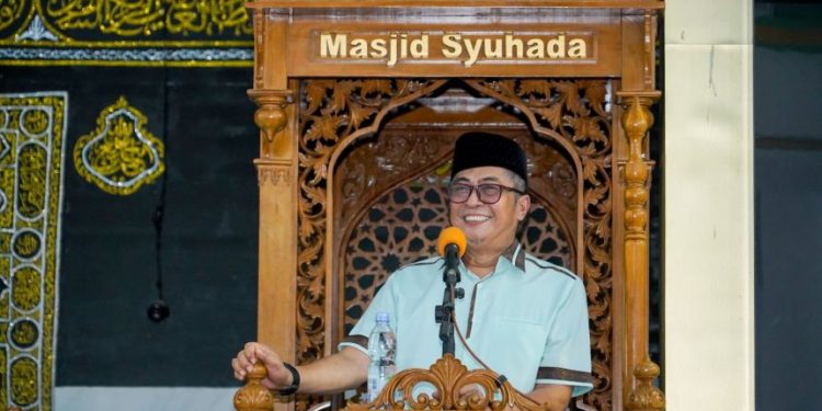 Wabup Barru Abustan A Bintang Safari Ramadan di Masjid Syuhada Lalabata