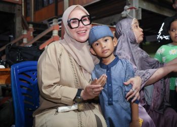 Bupati Barru Andi Ina Kartika Sari menghadiri Safari Ramadan di Masjid At Tauhid Desa Kupa