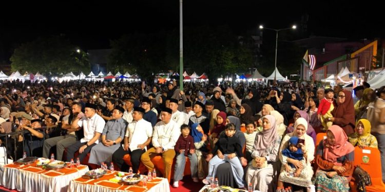 Wali Kota Parepare Tasming Hamid menutup Ramadhan Fair Vol.5 di Lapangan Andi Makkasau