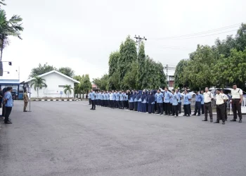 Tasming Hamid memimpin apel perdana PAM Tirta Karajae Parepare tahun 2026