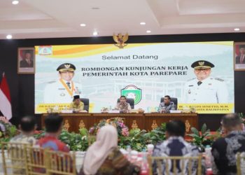 Tasming Hamid bersama Forkopimda Parepare saat kunjungan kerja ke Balikpapan